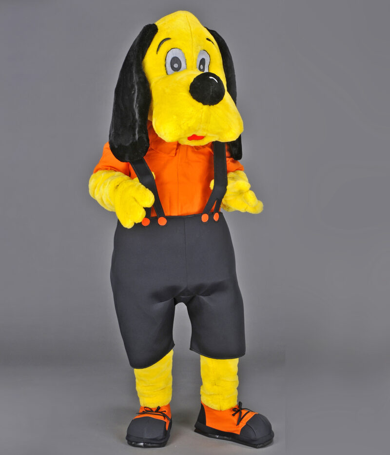 Chien à salopette